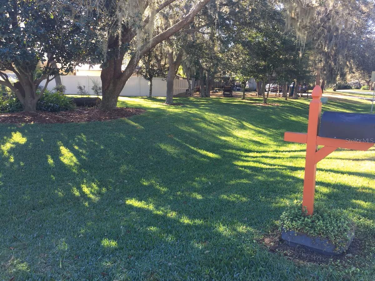 LAKE THOMAS WOODS FIFTH ADD - Residential