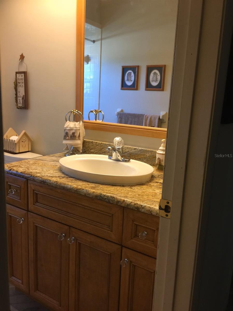 LAKE THOMAS WOODS FIFTH ADD - Residential