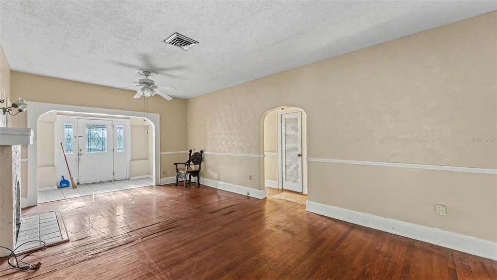 Photo of 1825 16th Street NW, Winter Haven, FL 33881 (MLS # L4964258)