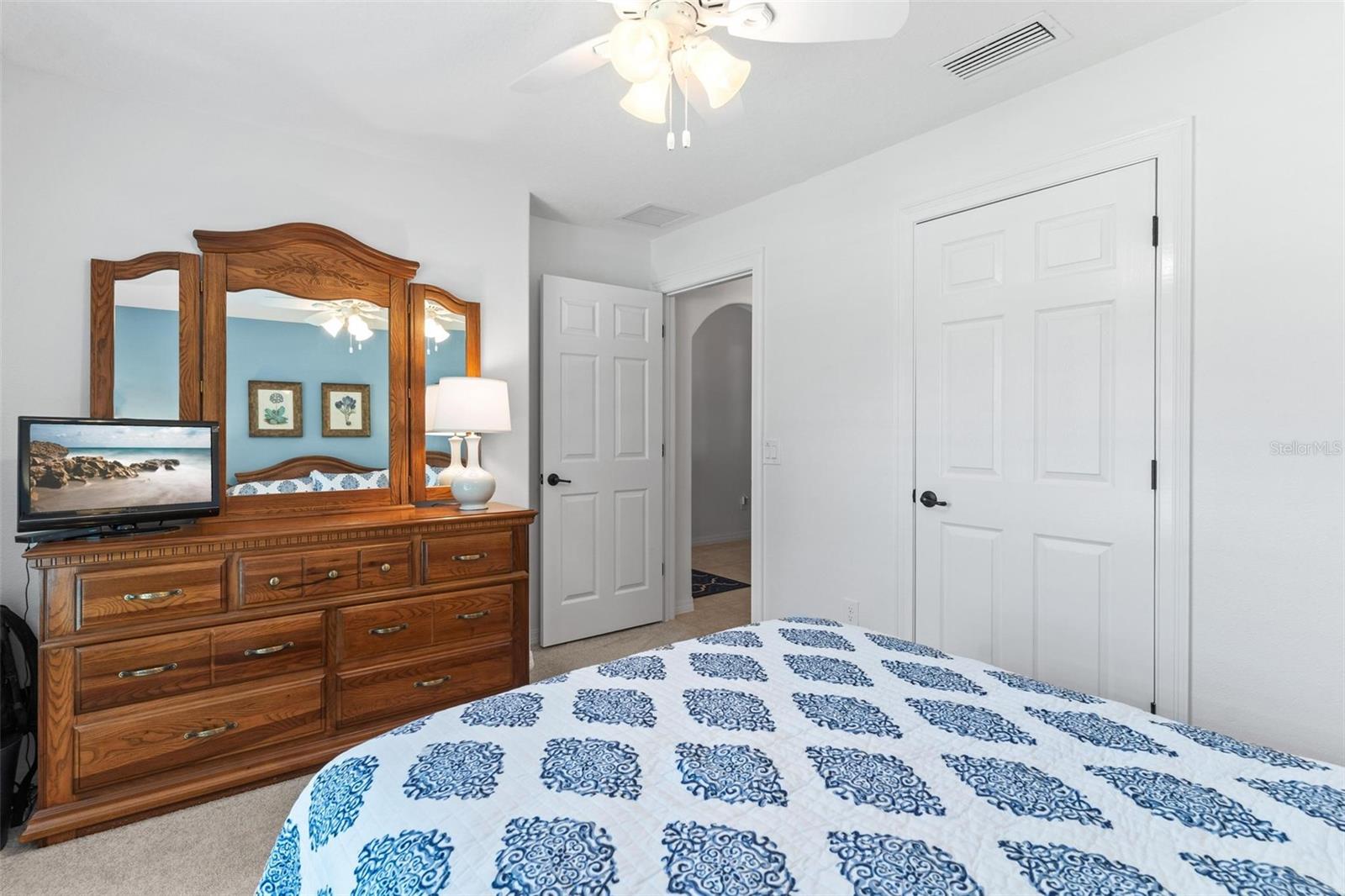 LANDINGS AT HARBOR HILLS - Residential