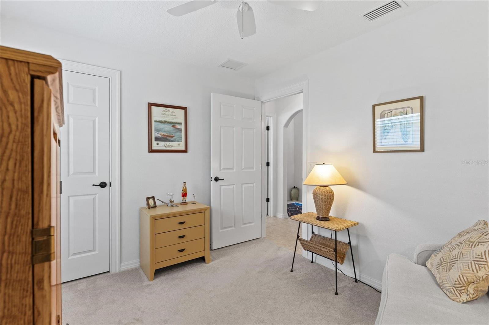 LANDINGS AT HARBOR HILLS - Residential