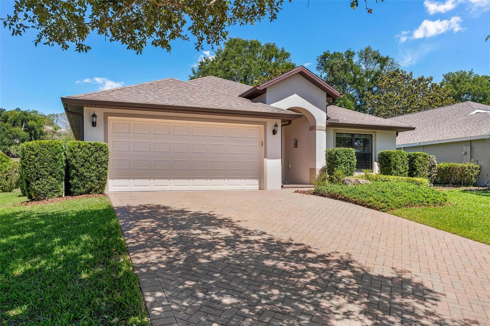 LANDINGS AT HARBOR HILLS - Residential