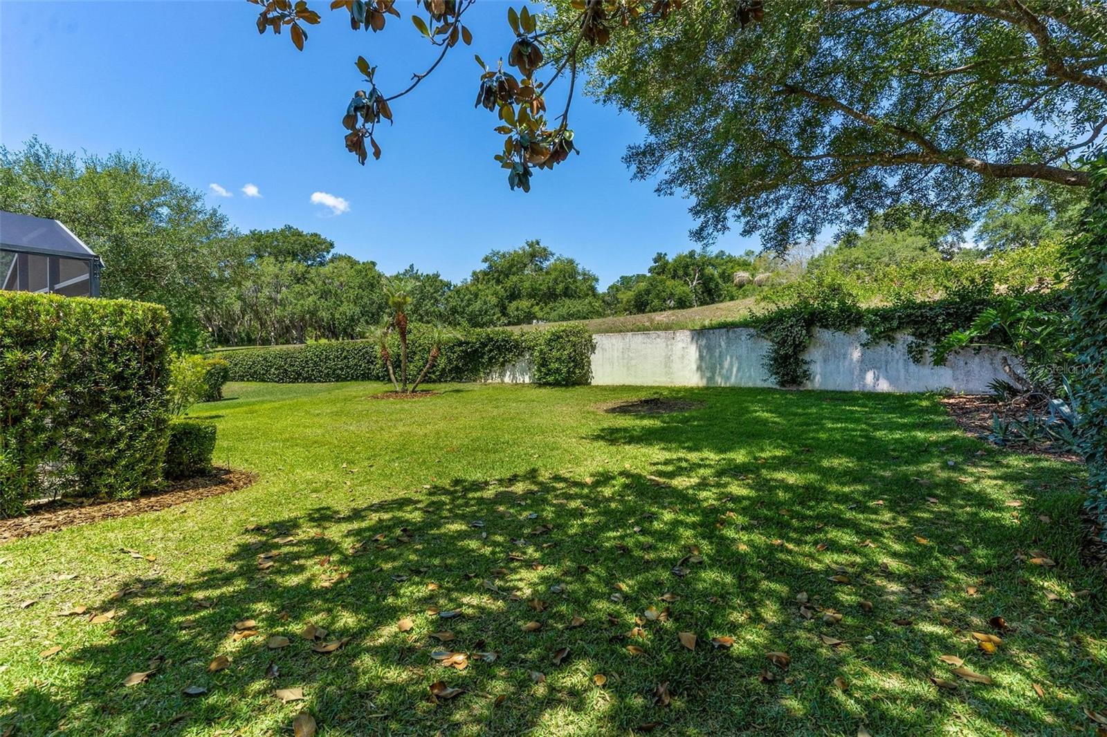 LANDINGS AT HARBOR HILLS - Residential