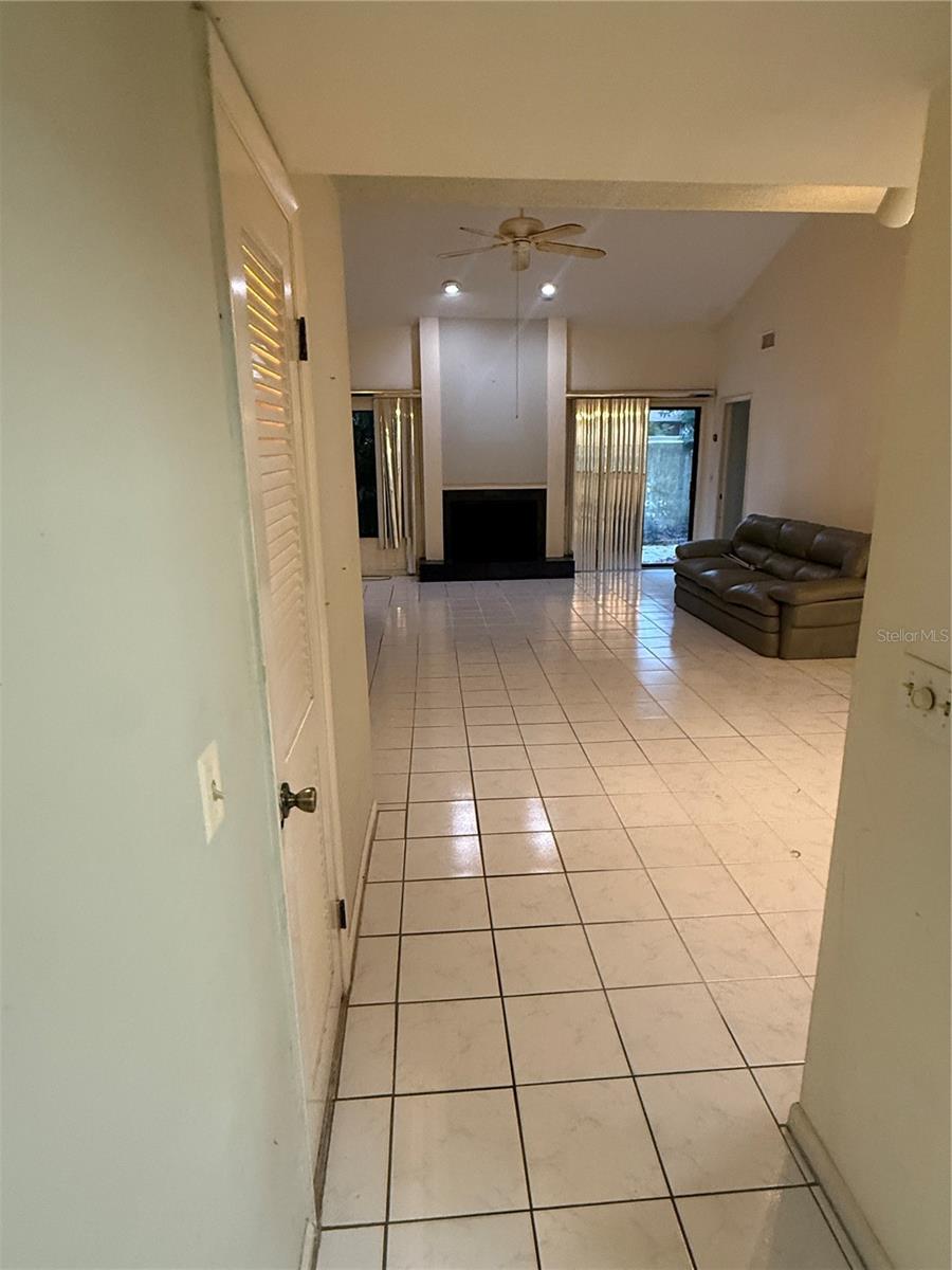 VILLAGE NORTH UN 04 - Residential