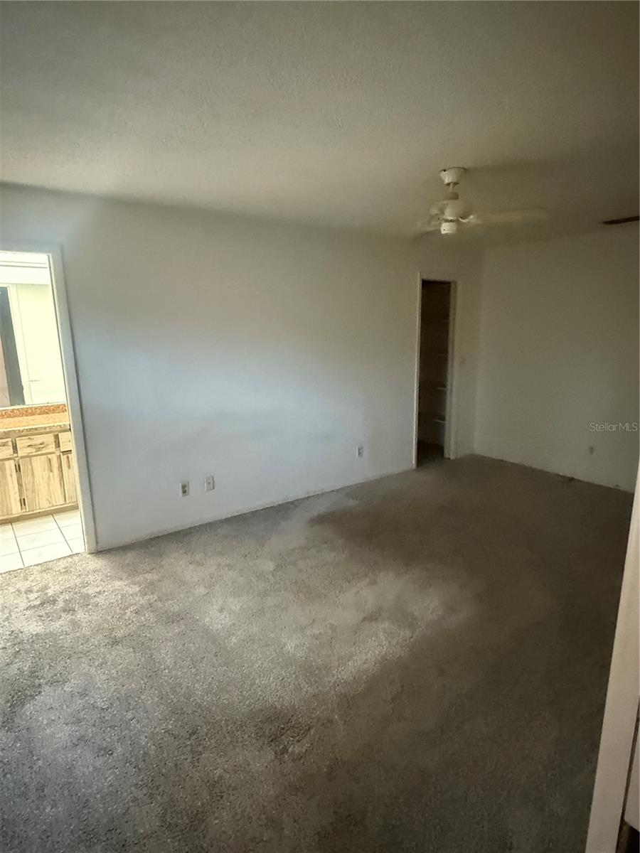 VILLAGE NORTH UN 04 - Residential