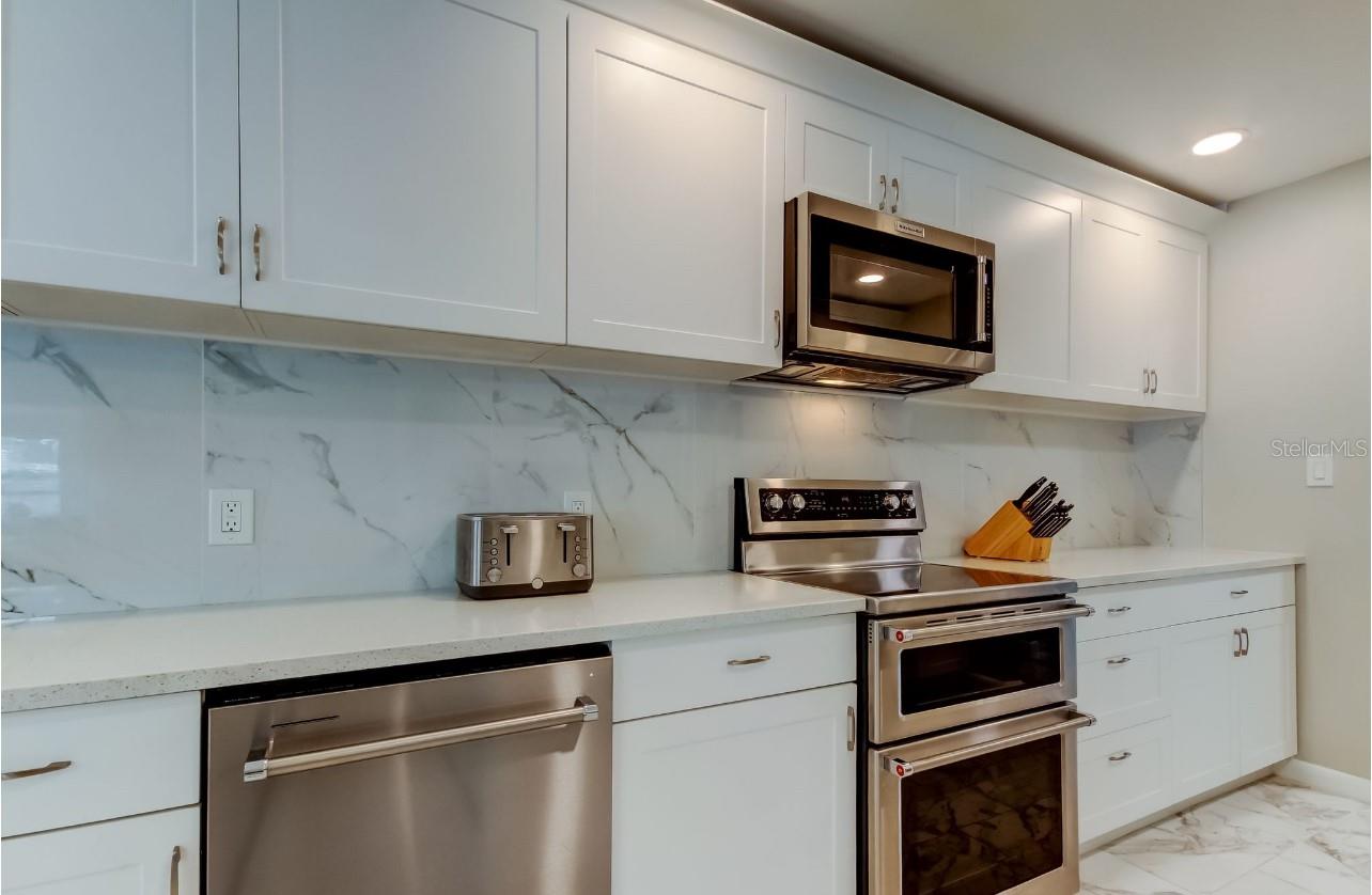 BLUE JAY WOODLANDS - PH 2 - Residential