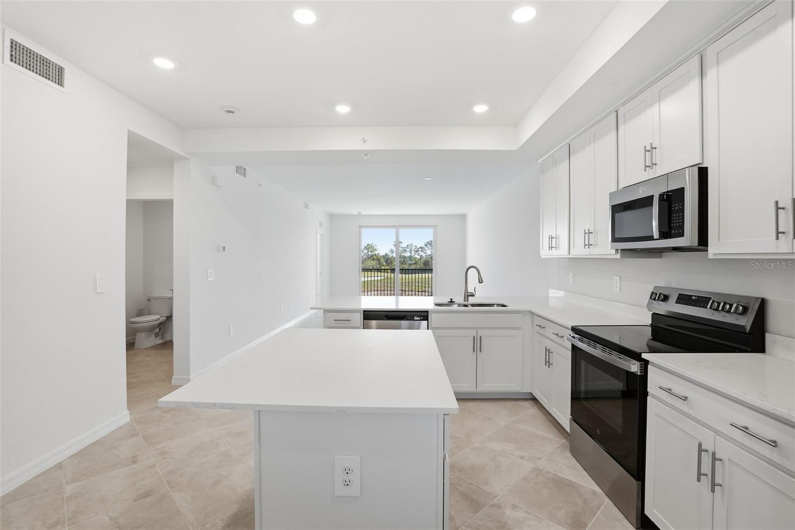 CALUSA COUNTRY CLUB - Residential