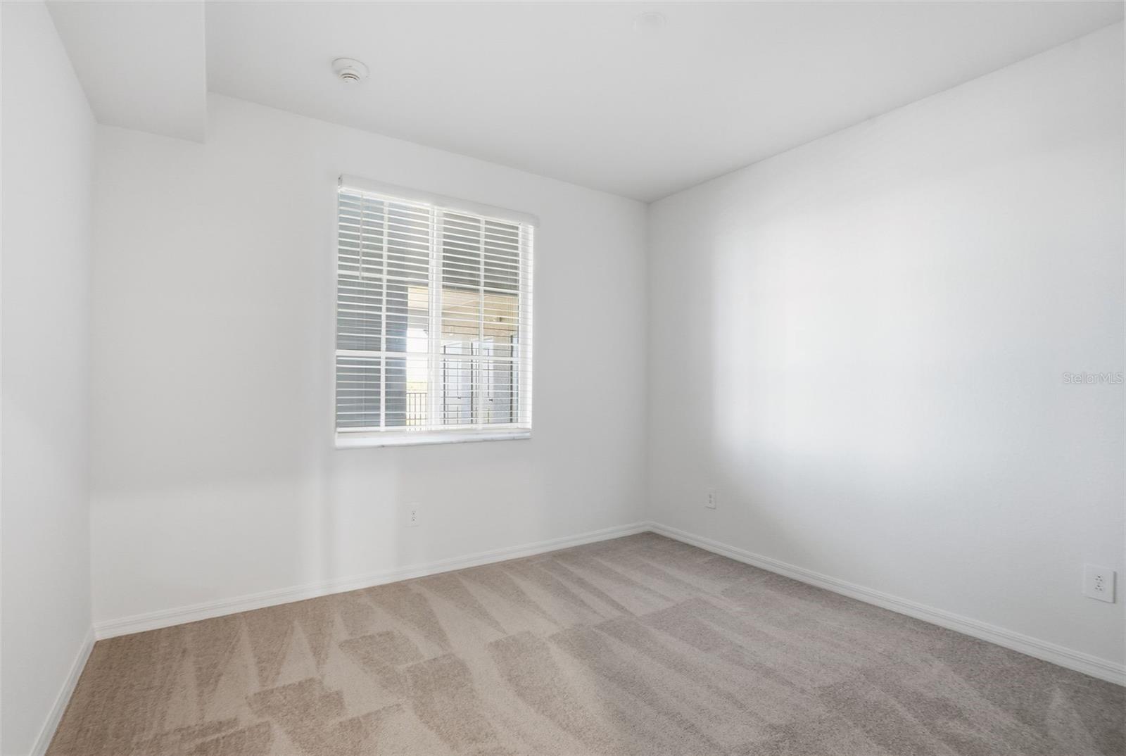 CALUSA COUNTRY CLUB - Residential