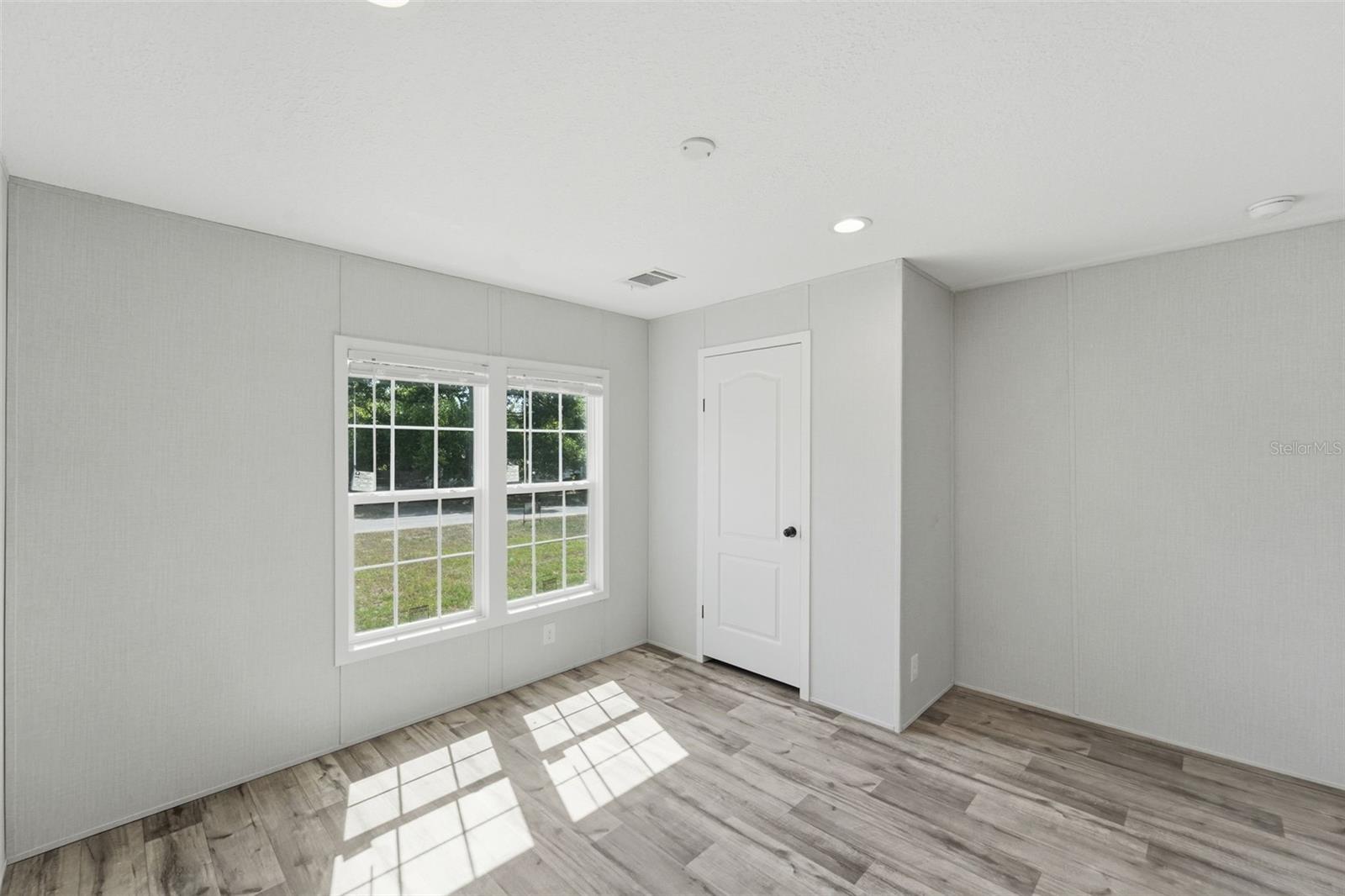 HIGHLAND LAKES - Residential