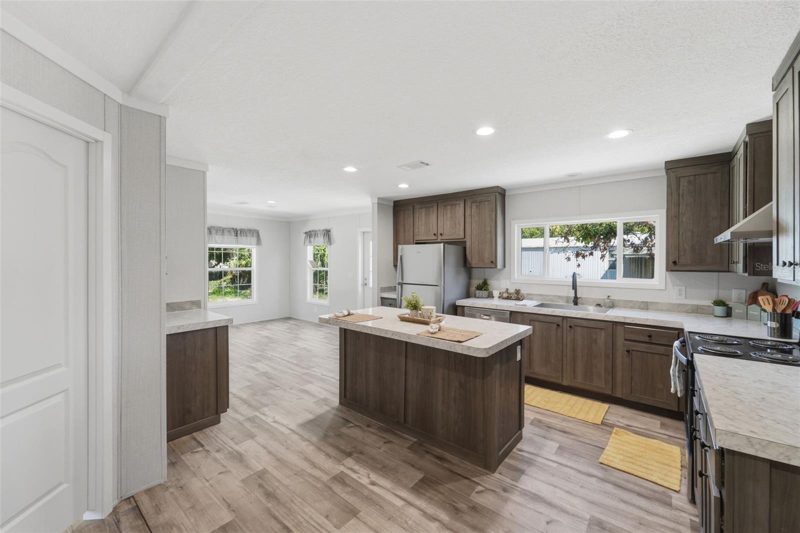 HIGHLAND LAKES - Residential