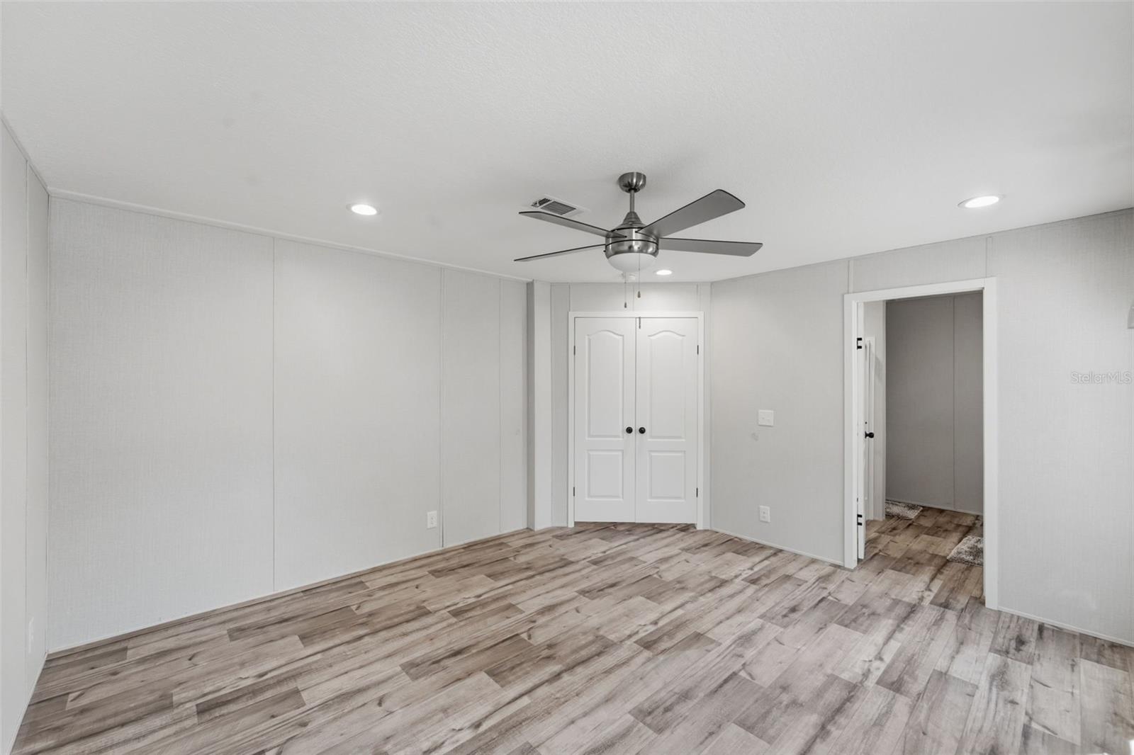 HIGHLAND LAKES - Residential