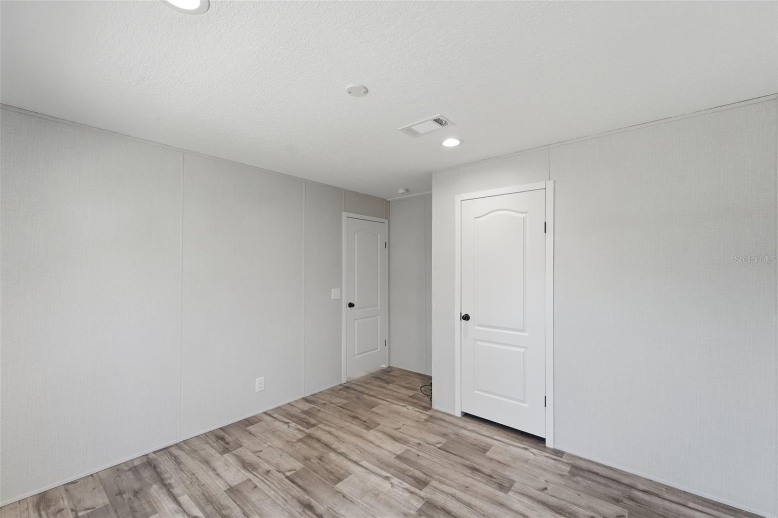 HIGHLAND LAKES - Residential