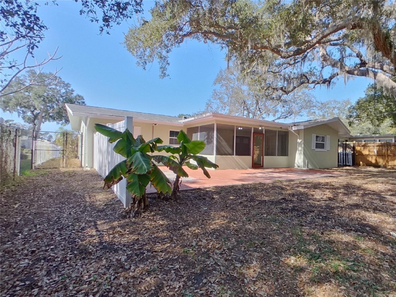 WOODRIDGE - Residential Lease