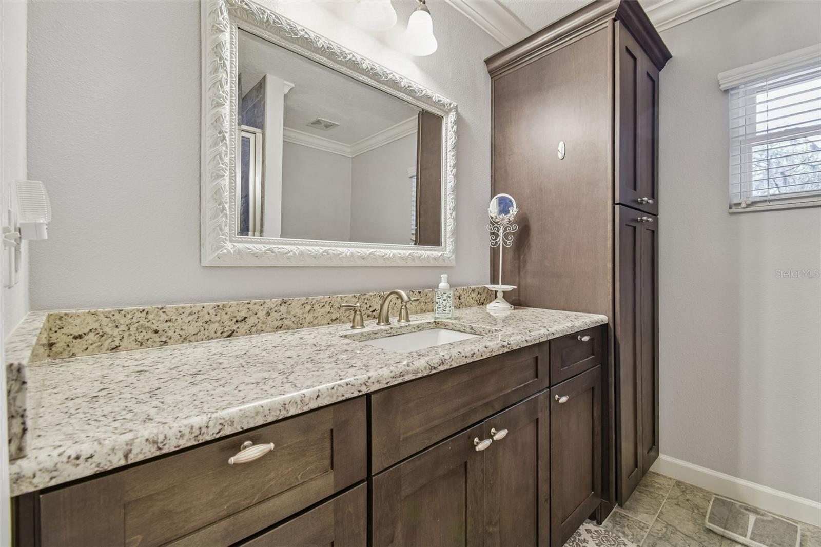 BLUFFS CHRISTINA 01 - Residential