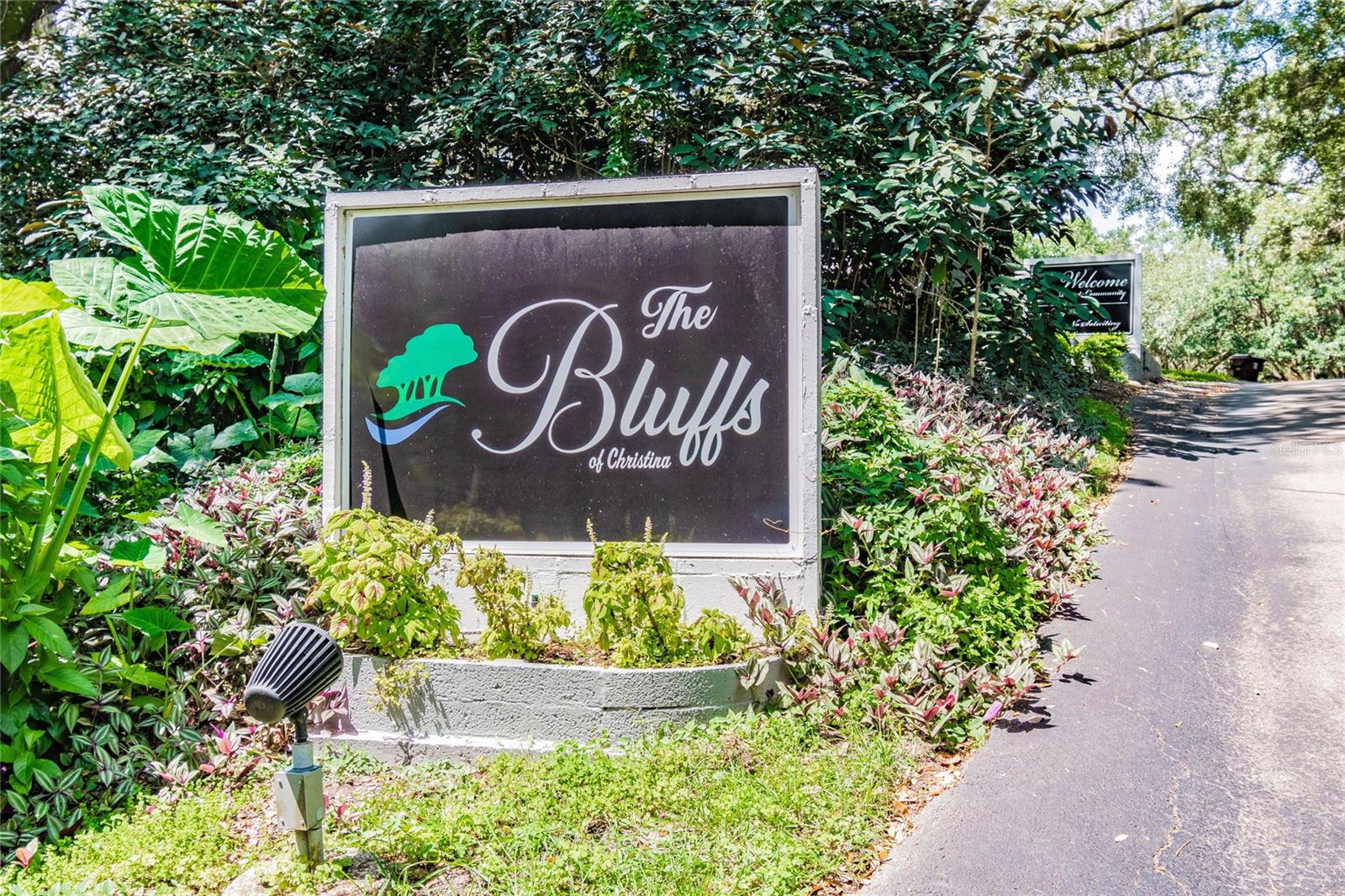 6543 TRAIL RIDGE DRIVE 6543