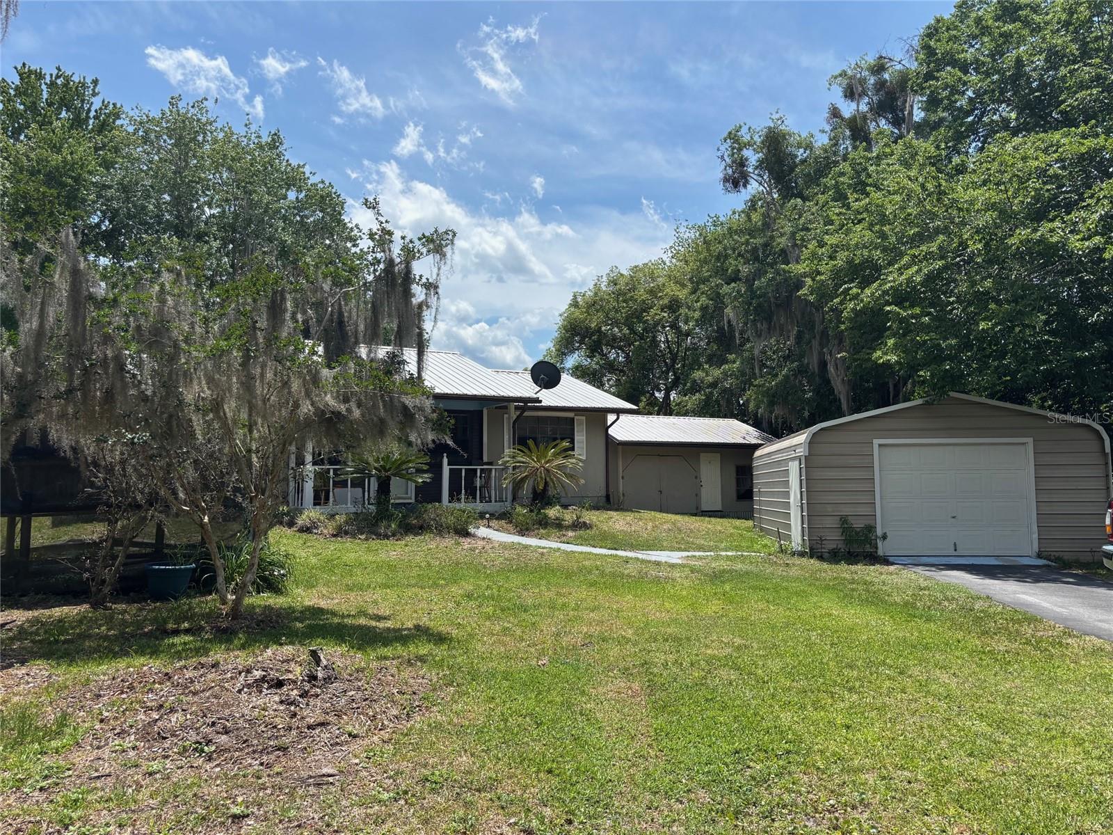 333 RIVIERA DRIVE