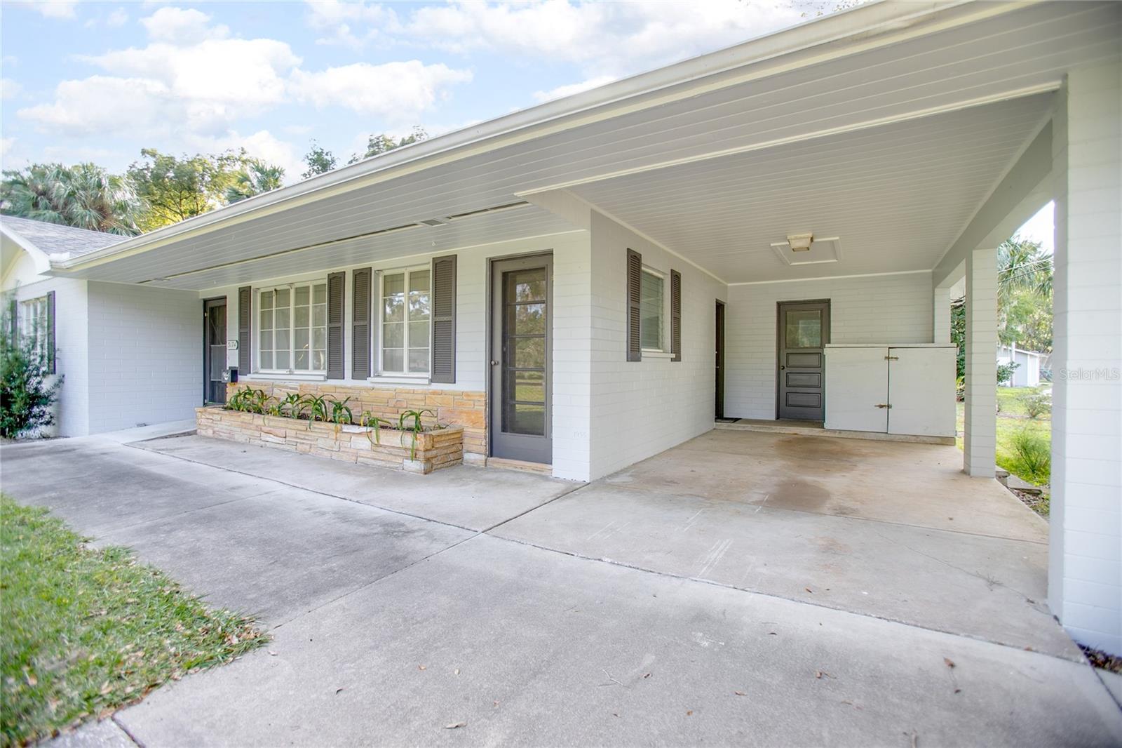 NORRIS DUPONT & GAUDRY GRANT - Residential Lease