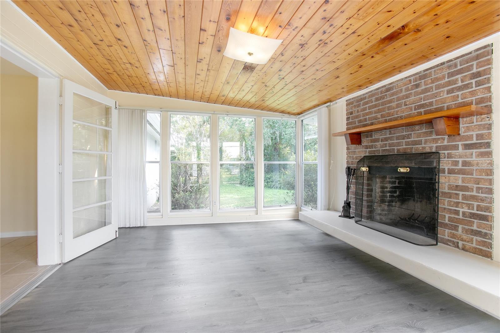 NORRIS DUPONT & GAUDRY GRANT - Residential Lease