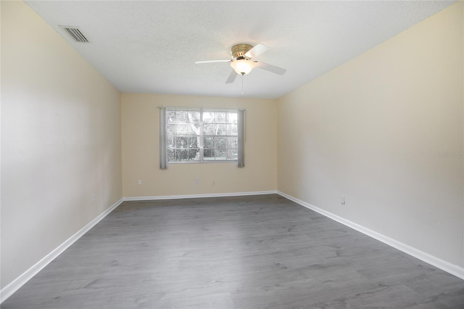 NORRIS DUPONT & GAUDRY GRANT - Residential Lease