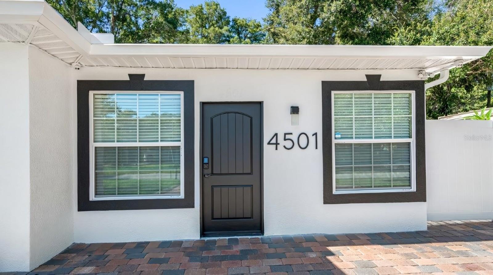 PLAZA TERRACE UNIT 4 - Residential Income