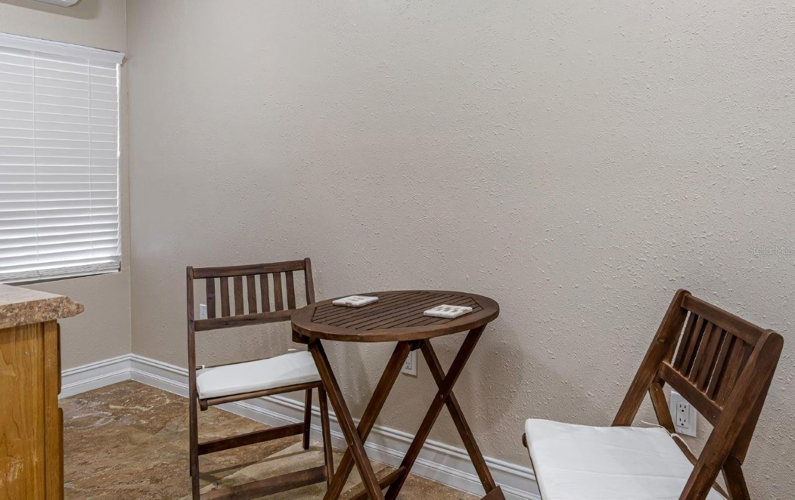 PLAZA TERRACE UNIT 4 - Residential Income