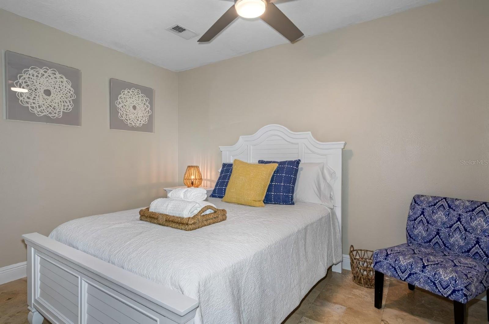 PLAZA TERRACE UNIT 4 - Residential Income