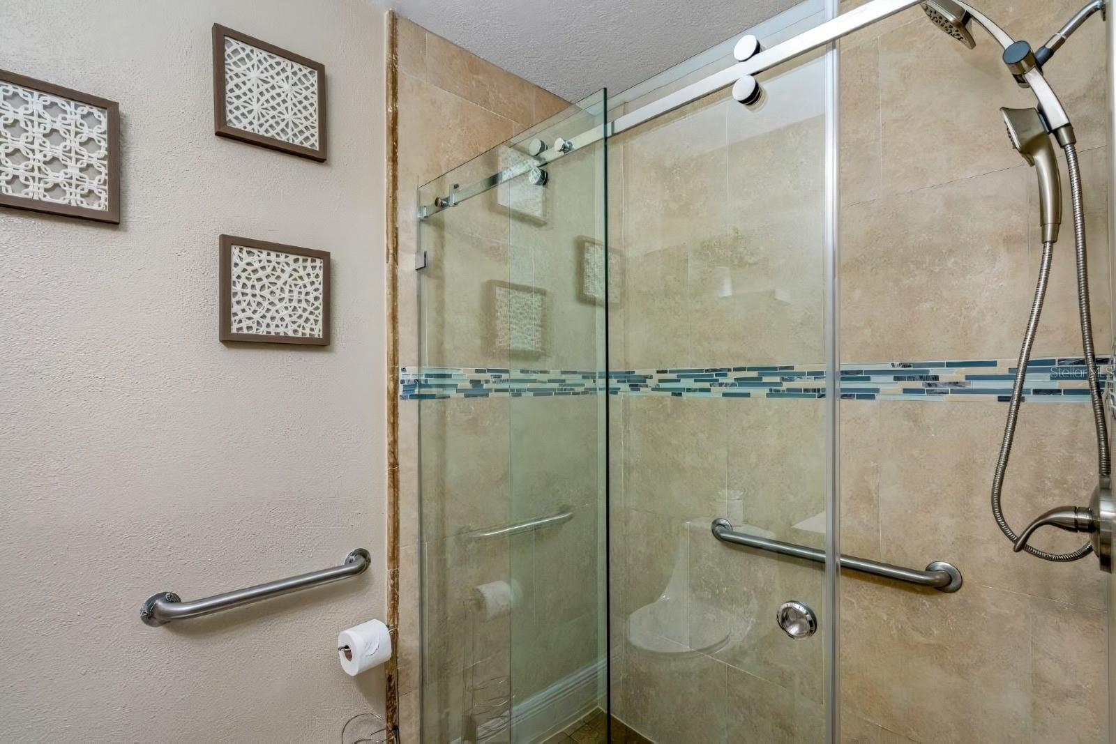 PLAZA TERRACE UNIT 4 - Residential Income