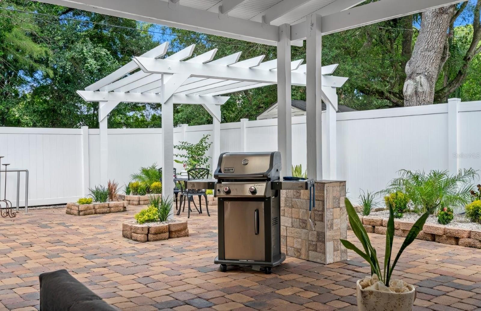 PLAZA TERRACE UNIT 4 - Residential Income