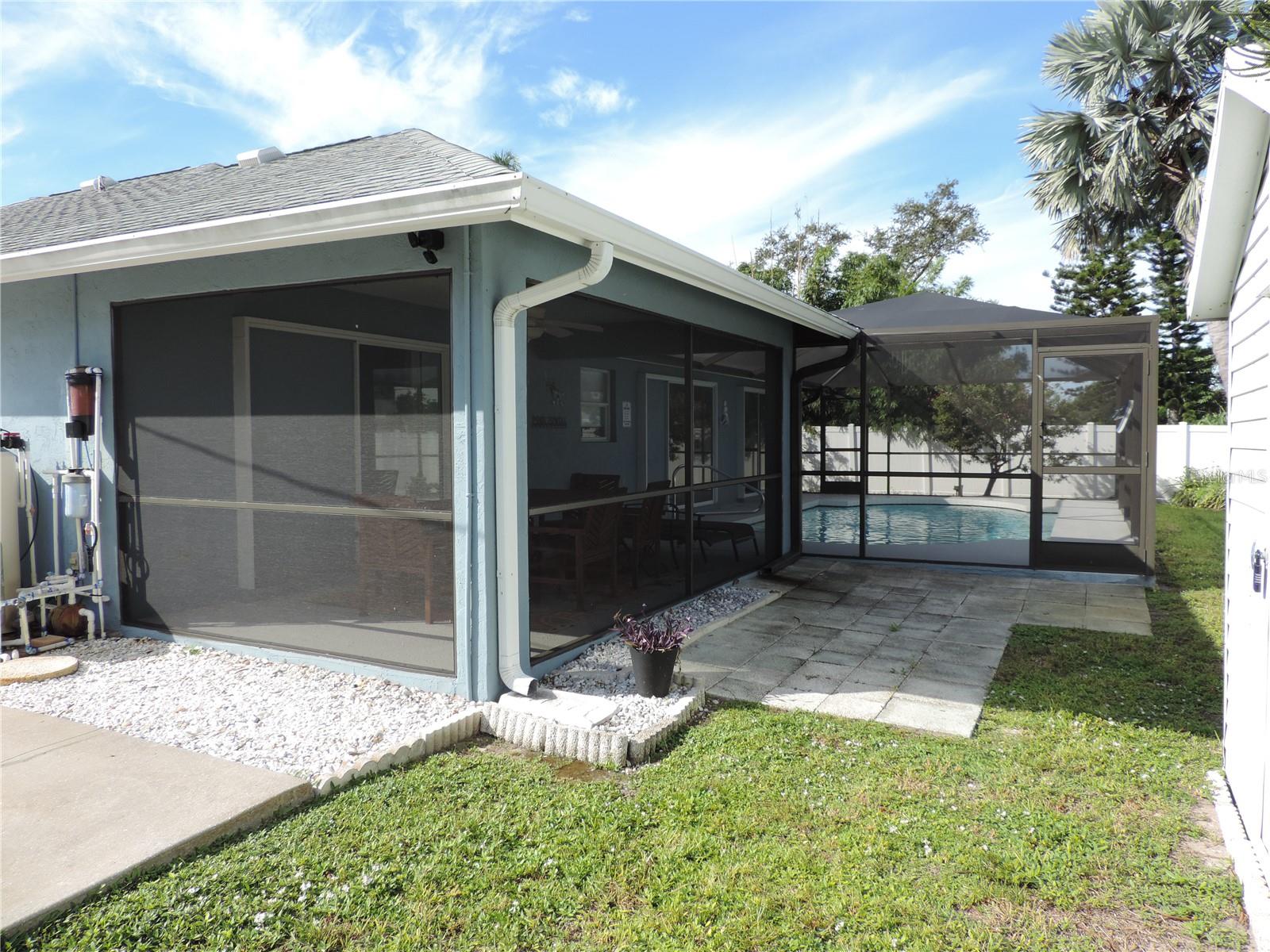 1148 ROYAL ROAD