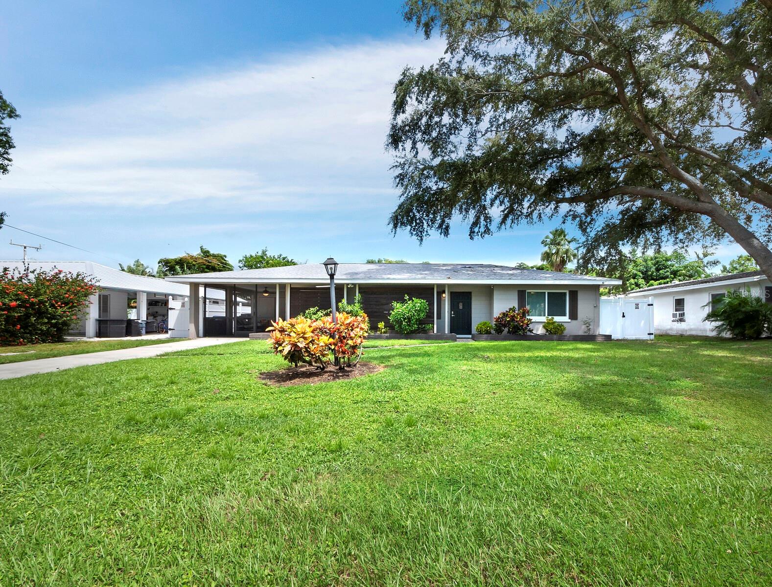 2907 MARSHALL DRIVE