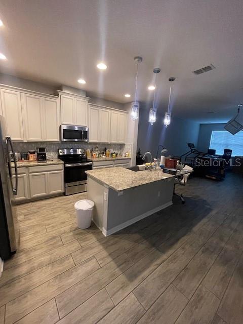 2937 ECON LANDING BOULEVARD