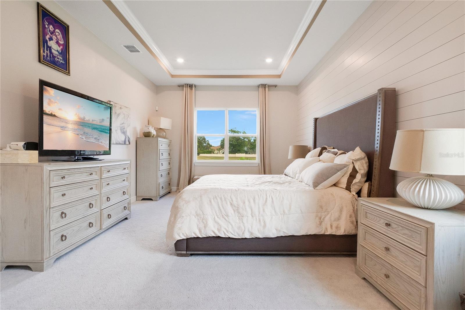 CRESTWOOD ESTATES - Residential