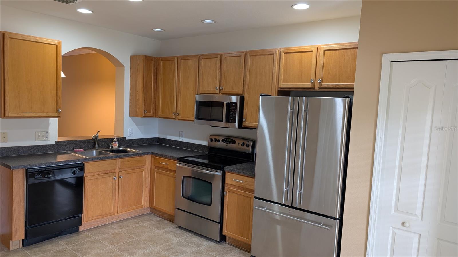 SWAN VIEW TWNHMS - Residential