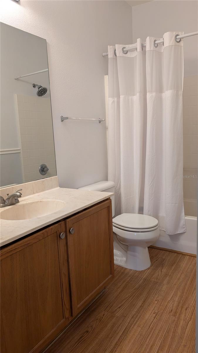 SWAN VIEW TWNHMS - Residential