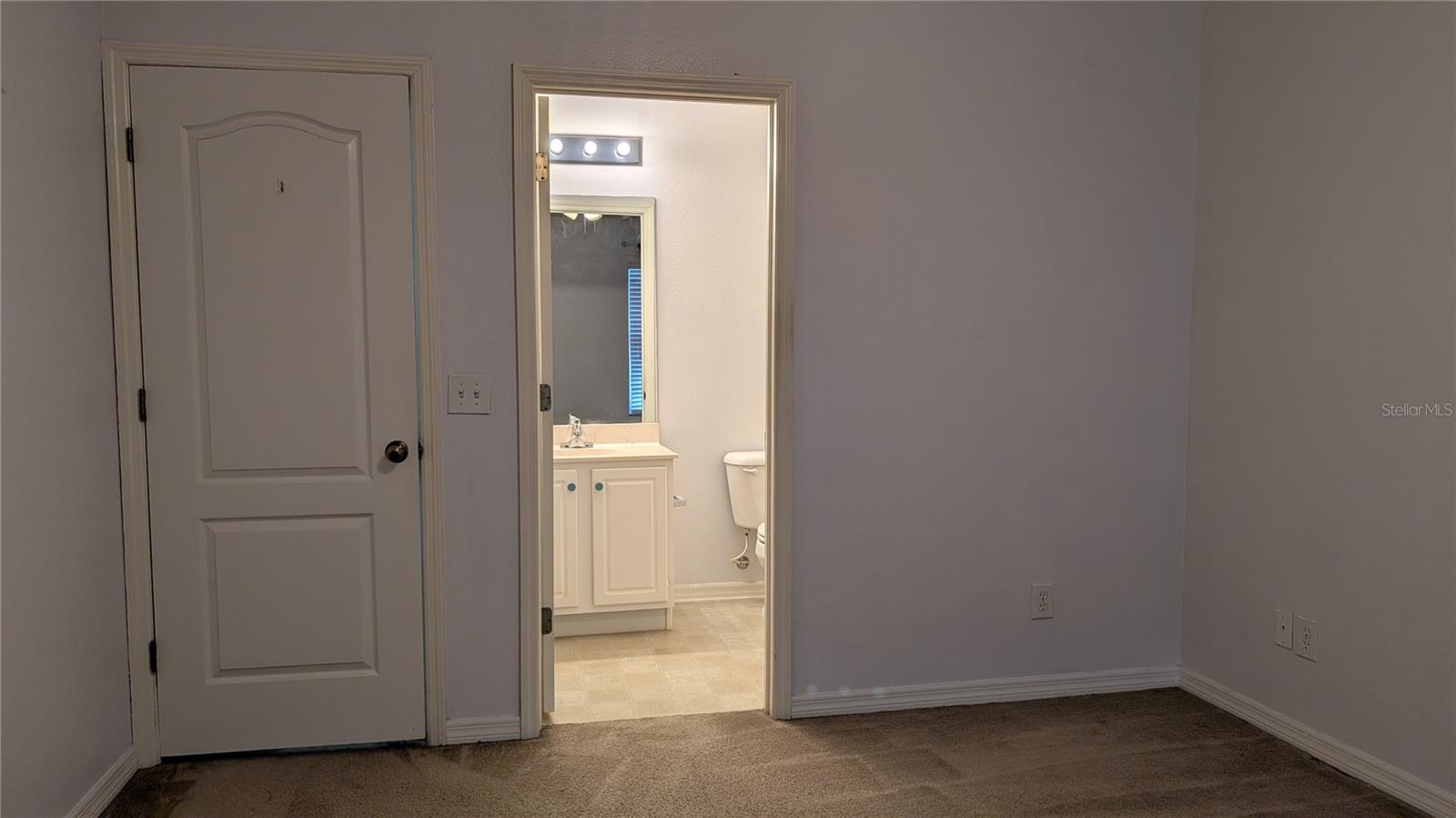 SWAN VIEW TWNHMS - Residential