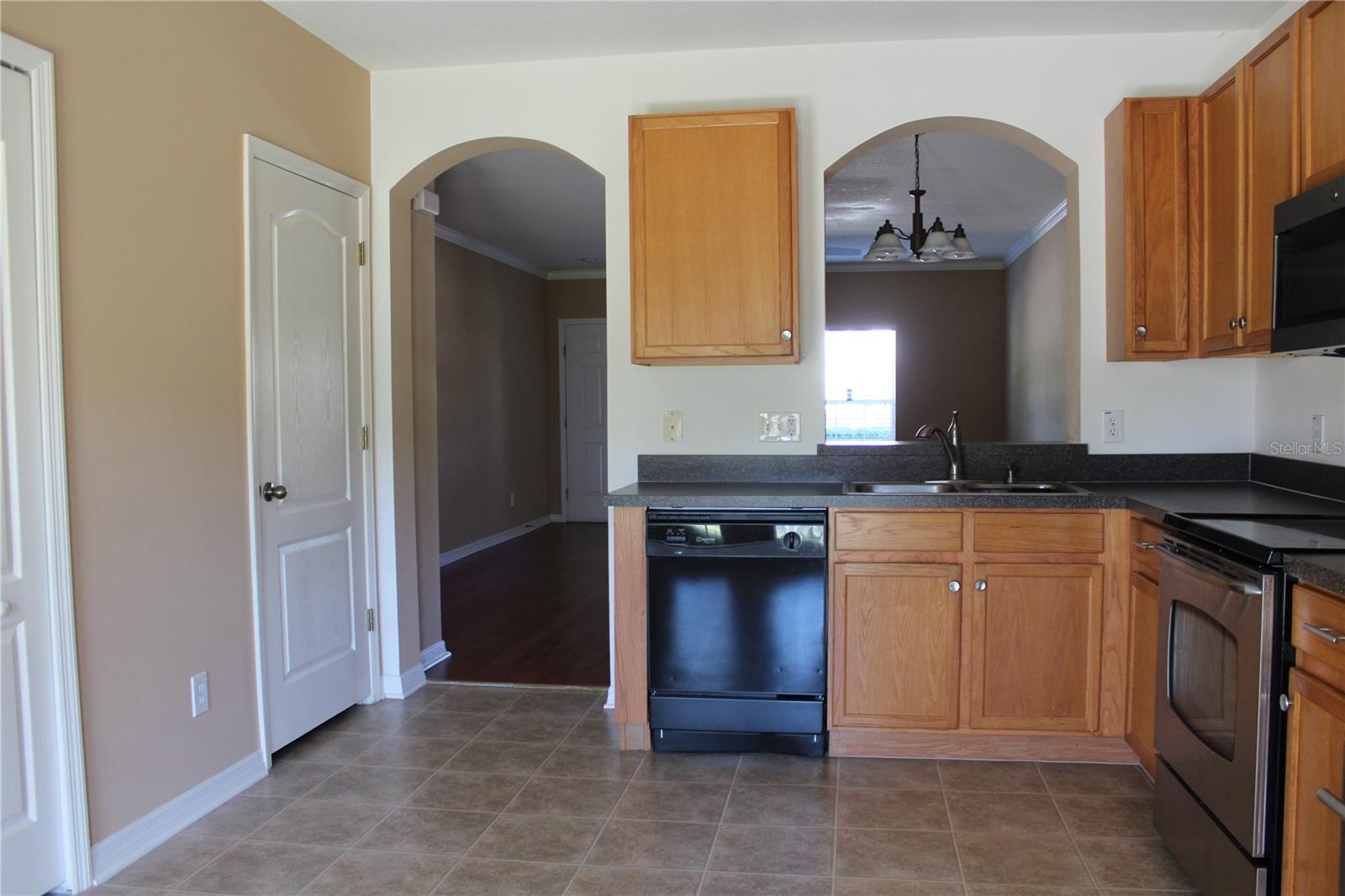 SWAN VIEW TWNHMS - Residential