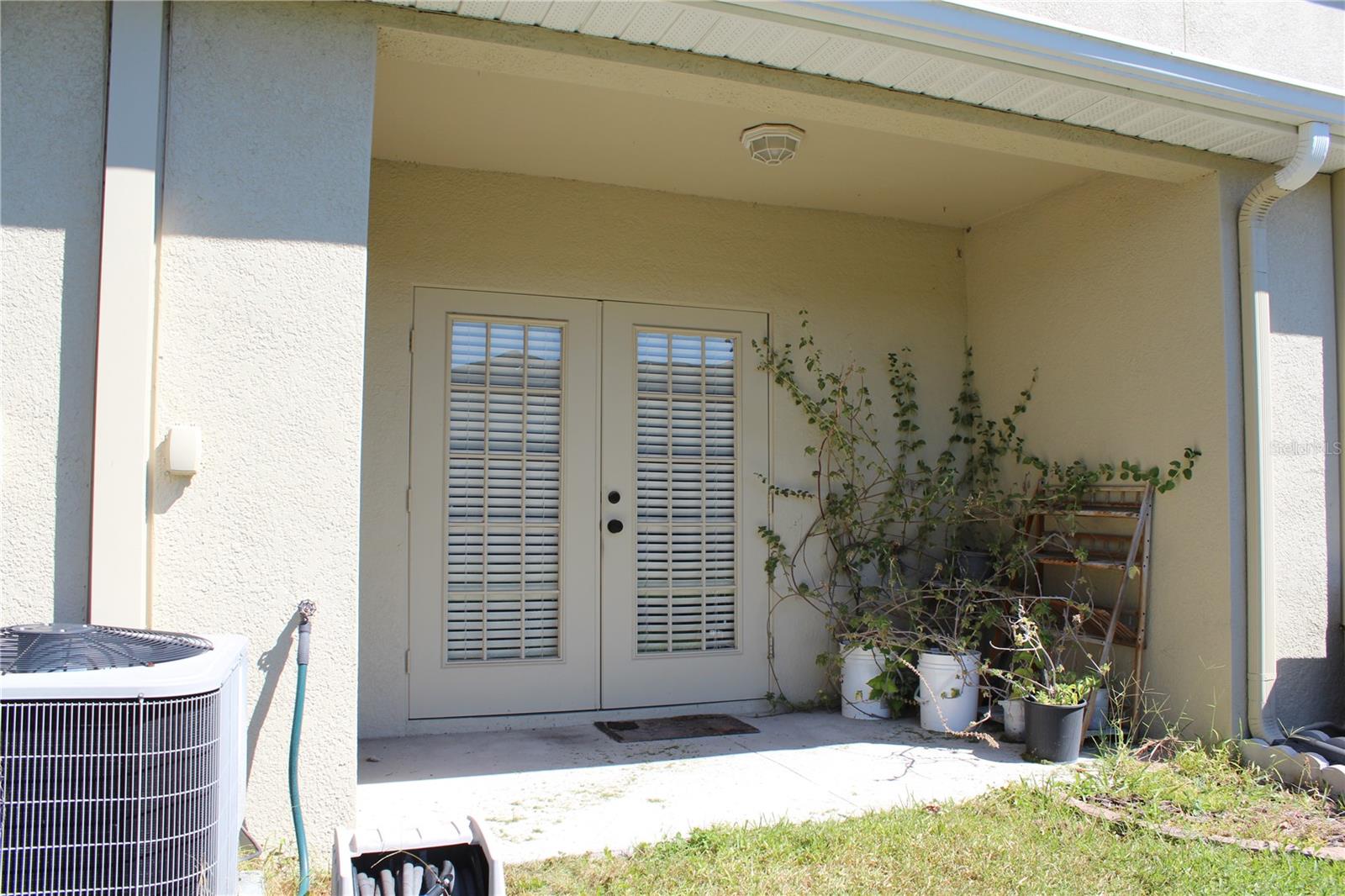 SWAN VIEW TWNHMS - Residential