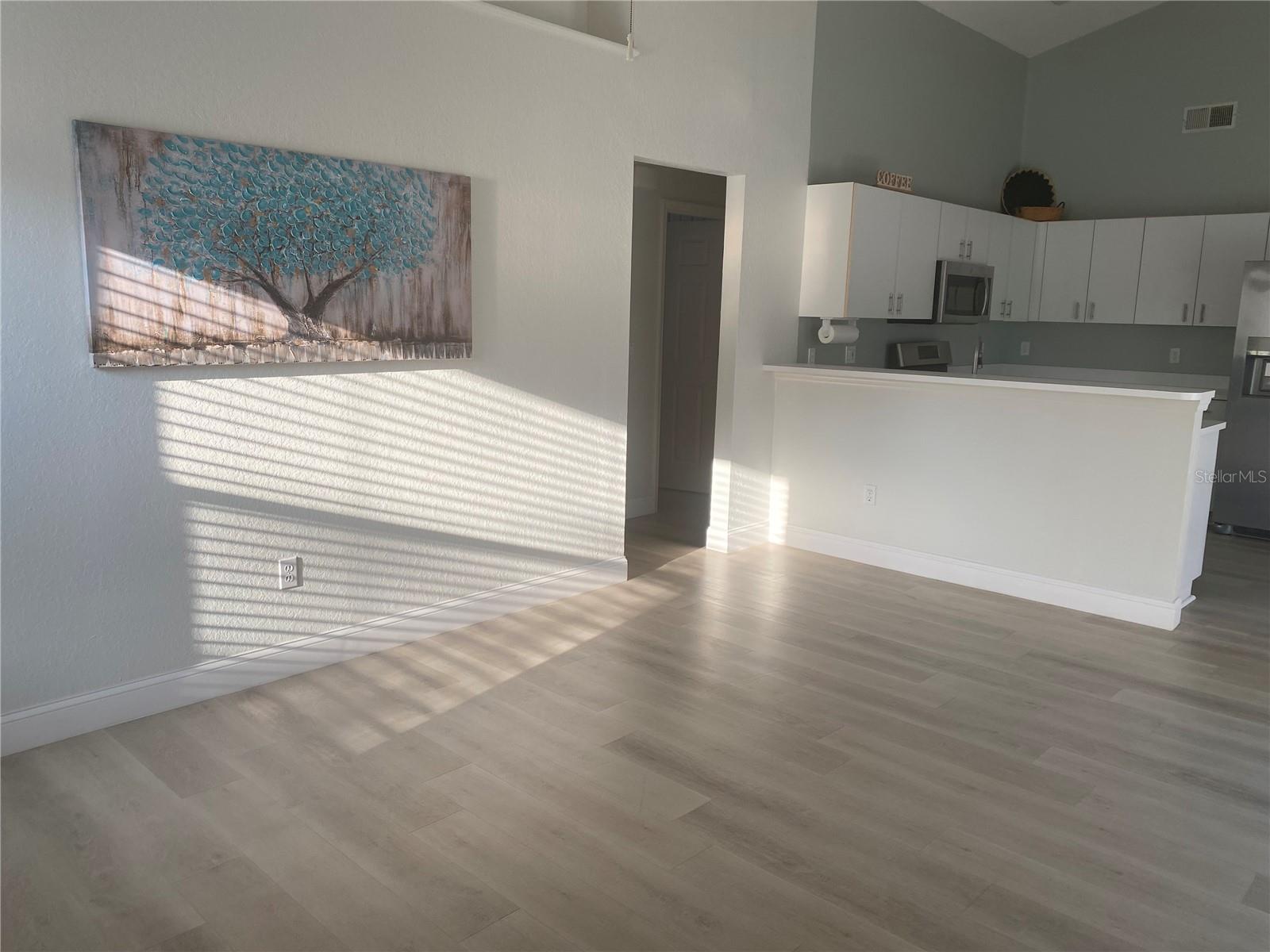 110 VIA DEL SOL DRIVE N