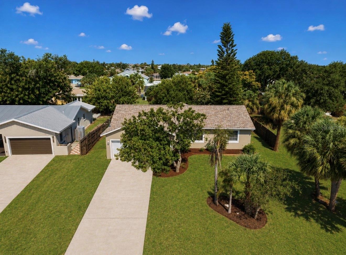 6248 FAIRWAY BOULEVARD