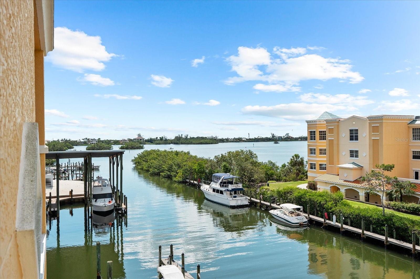 VILLAS AT BELLAGIO HARBOR VILLAGE - Residential