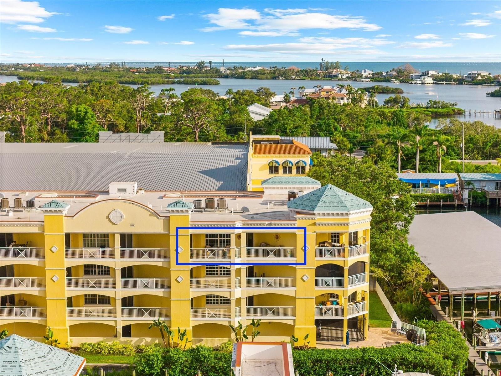 VILLAS AT BELLAGIO HARBOR VILLAGE - Residential