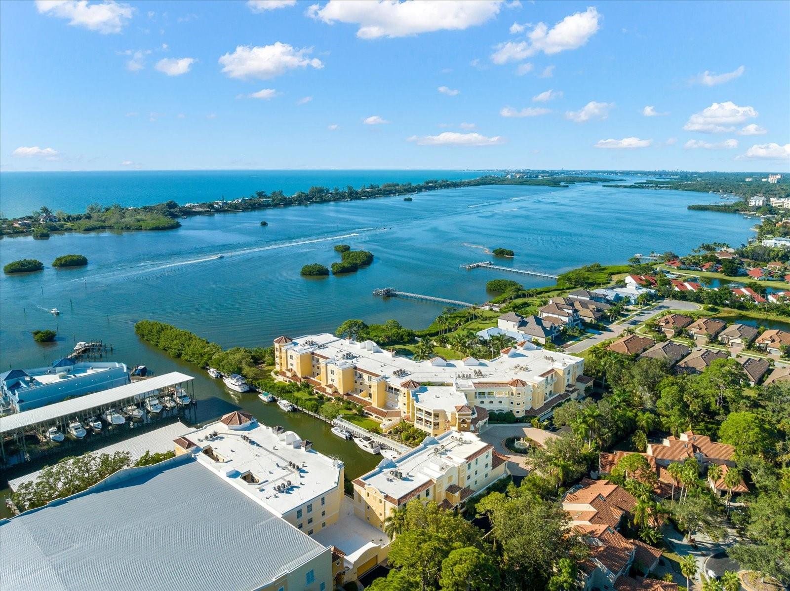 VILLAS AT BELLAGIO HARBOR VILLAGE - Residential