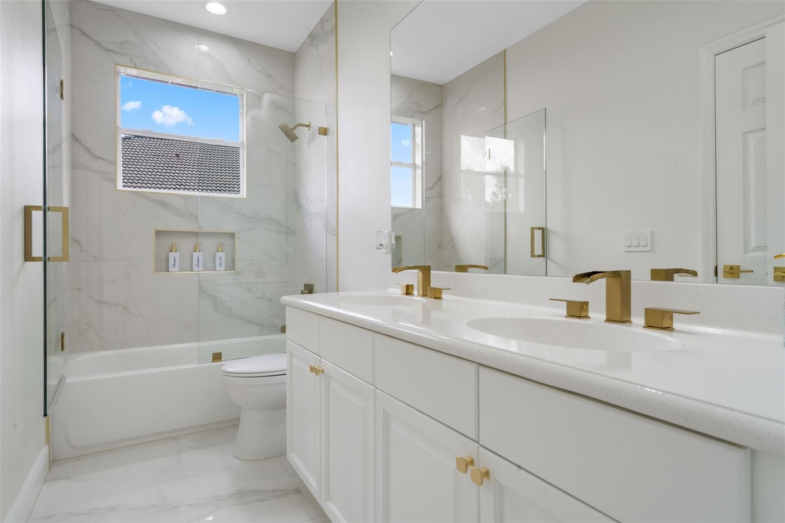 CHELSEA WOODS AT PROVIDENCE - Residential