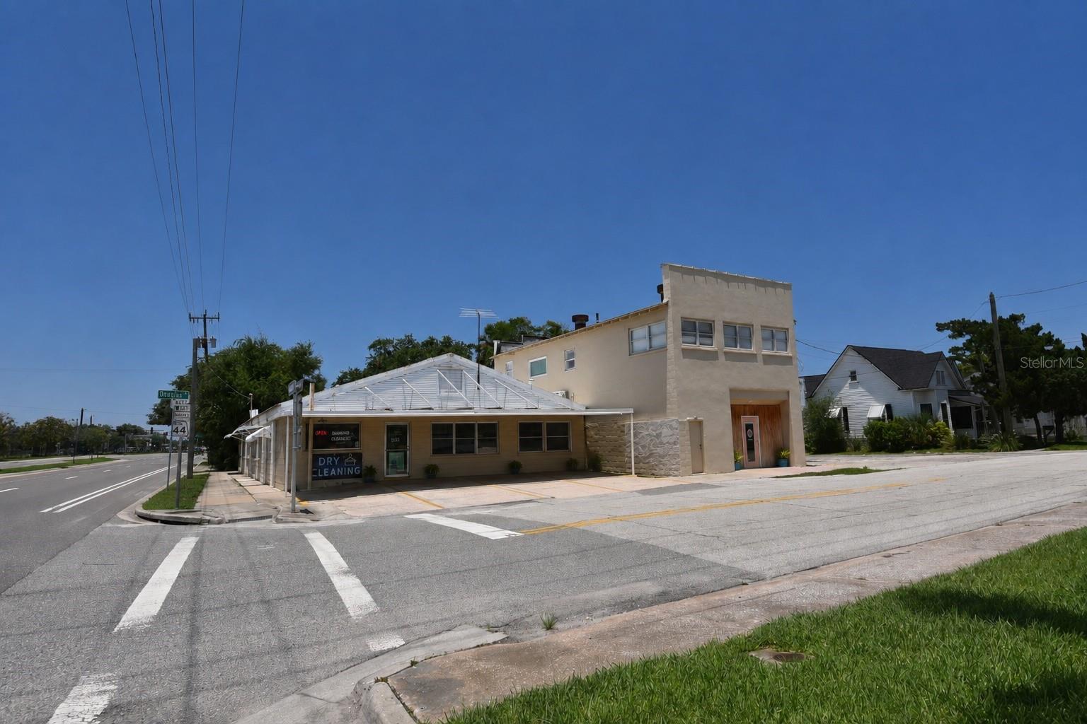 225 S DIXIE FREEWAY