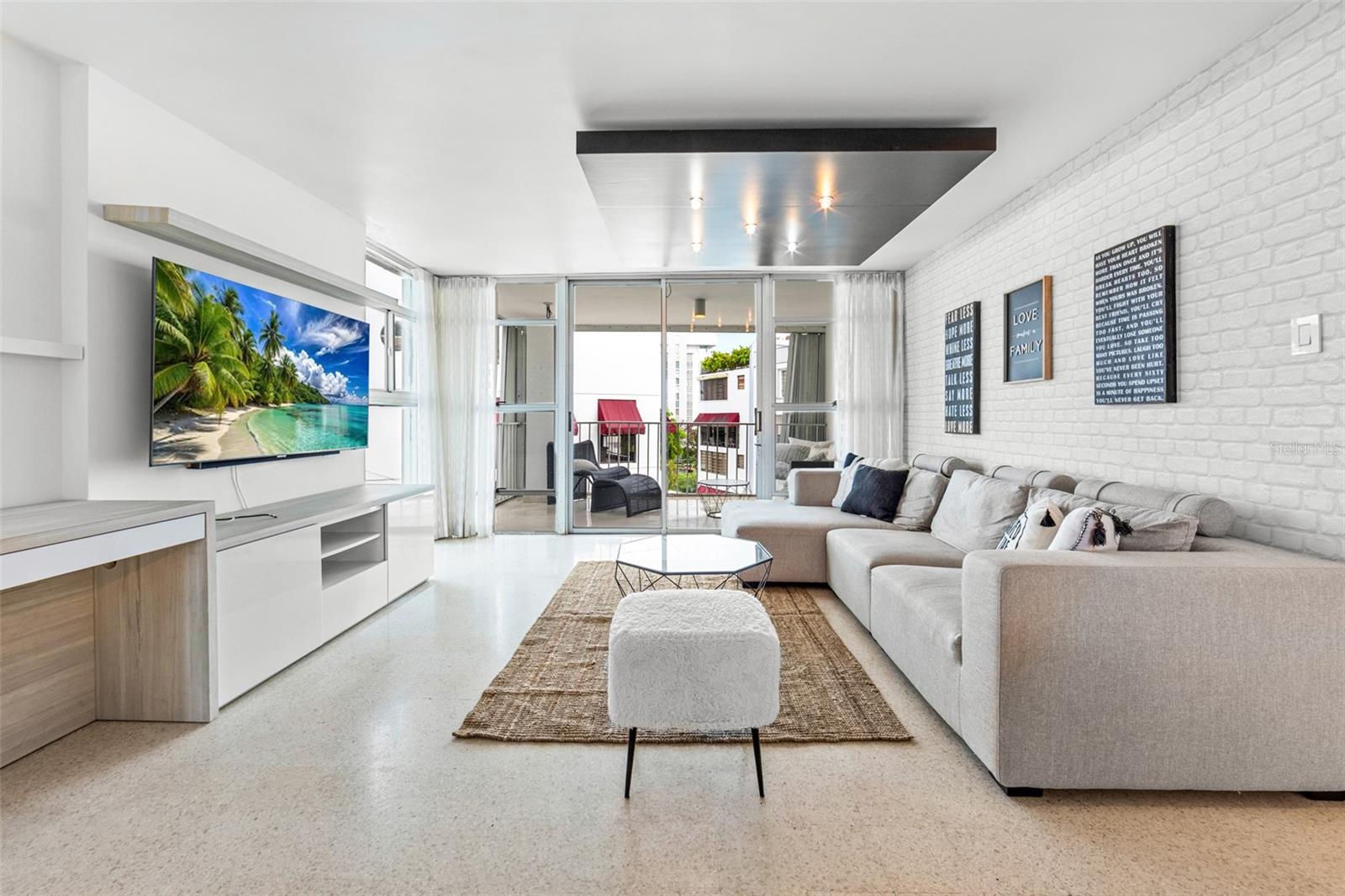 COND. PIEDRAHITA - Residential