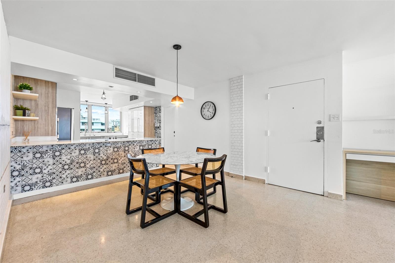 COND. PIEDRAHITA - Residential