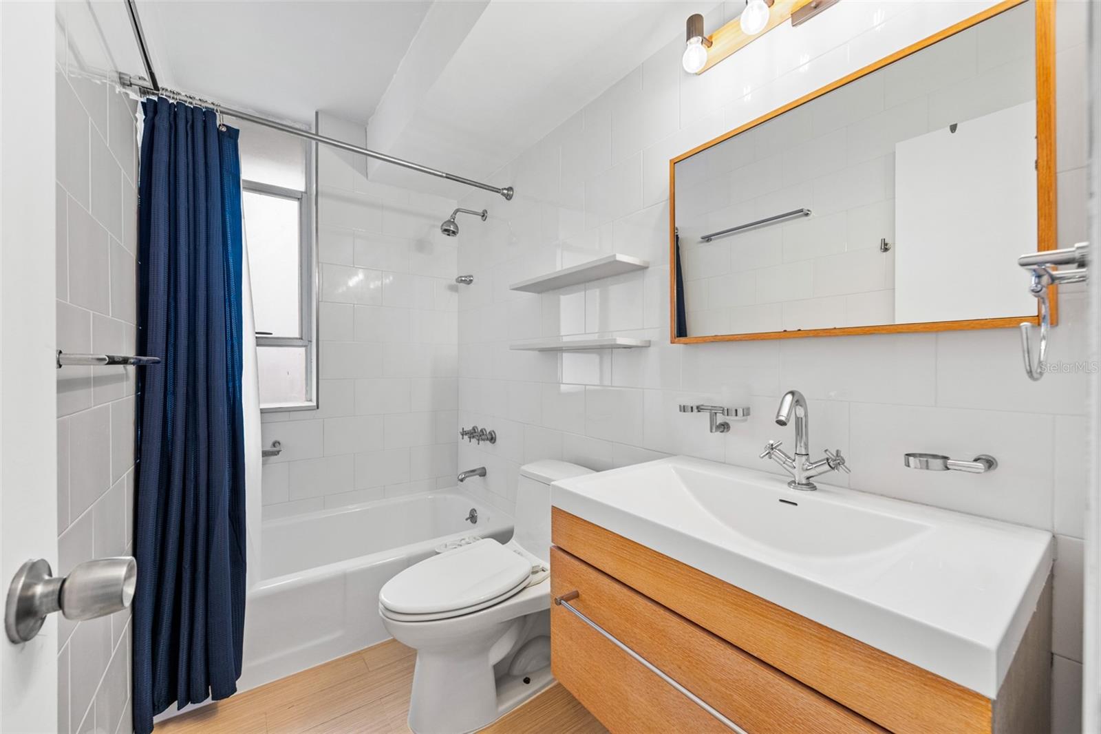 COND. PIEDRAHITA - Residential