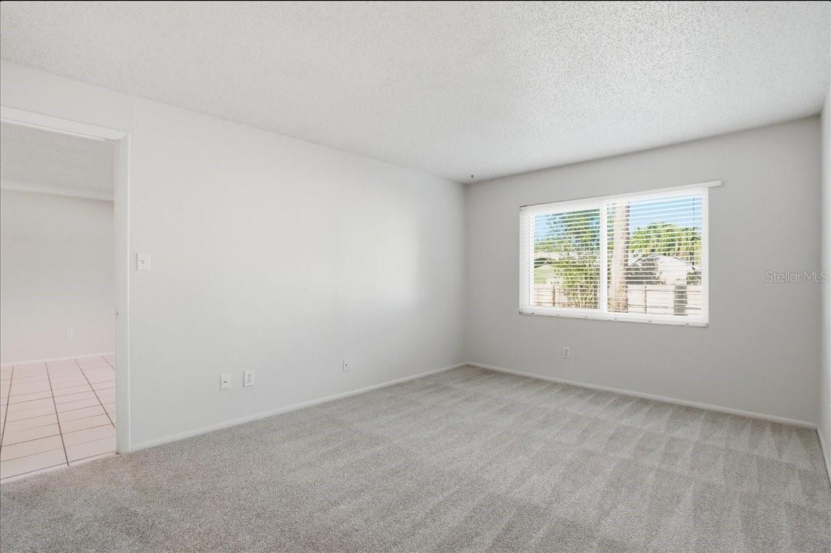 PLAZA GARDENS - Residential