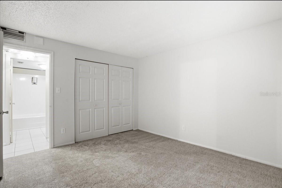 PLAZA GARDENS - Residential