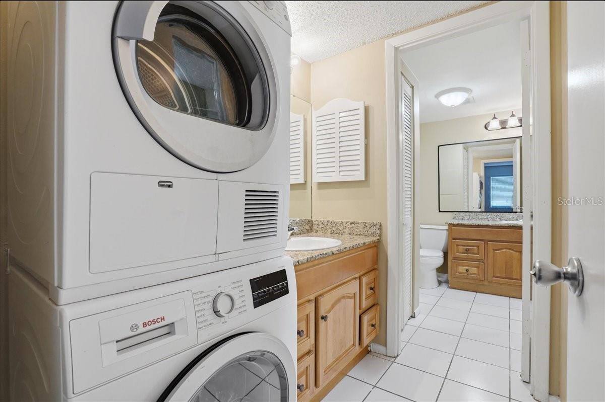 PLAZA GARDENS - Residential